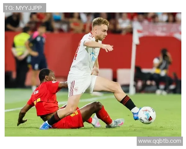 塞维利亚主教练因战绩不佳被解雇，球队正面临重建困境